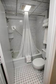 Room, 2 Queen Beds, Non Smoking