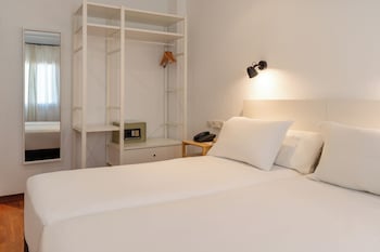 Classic Double or Twin Room