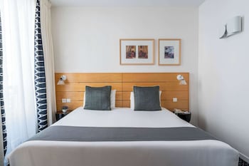 Superior Double Room - Complimentary soft minibar,courtesy tray, Chromecast and digital press