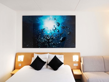 Executive Room, 1 Double Bed with Sofa bed