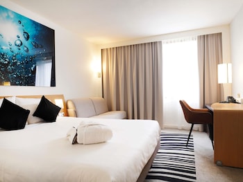 Executive Room, 1 Double Bed with Sofa bed
