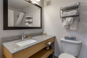 Standard Room, 2 Queen Beds, Non Smoking, Refrigerator