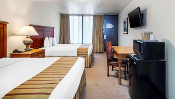 Two Queen Beds, Non-Smoking