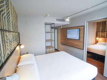 Standard Suite, 2 Double Beds