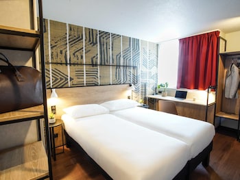 Standard Room, 2 Twin Beds