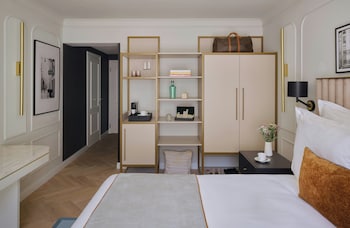 Signature Premium Double Room