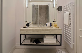 Signature Premium Double Room