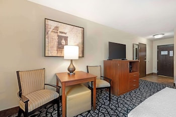 Standard Room, 2 Double Beds, Non Smoking, Refrigerator & Microwave (Walk-in Shower)