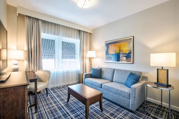 Suite, 1 Queen Bed with Sofa bed