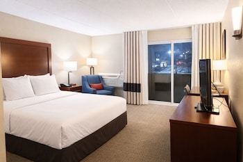 Room, 1 King Bed, Non Smoking, Balcony