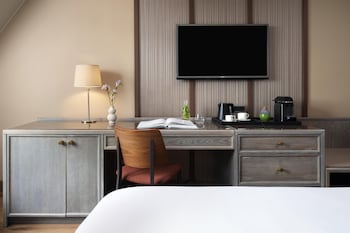 Superior Room (View)
