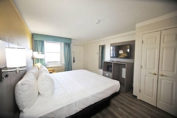 Kitchenette, 1 King Bed, Non Smoking