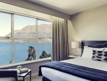 Superior Room, 2 Queen Beds, Lake View