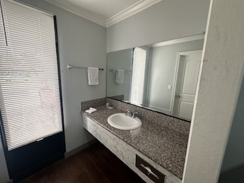 Family Suite, Multiple Beds, Non Smoking