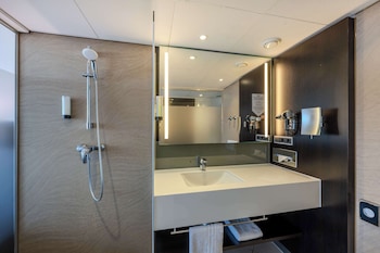 Standard Room, City View