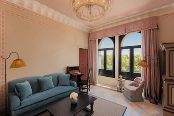Deluxe Suite, 1 Bedroom, City View