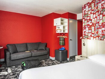 Standard Suite, 1 Double Bed with Sofa bed