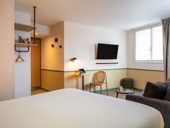 Standard Suite, 1 Double Bed with Sofa bed