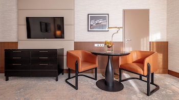 Premium Room, 1 King Bed