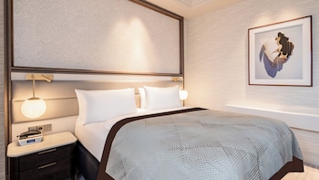 Premium Room, 1 King Bed, City View (High Floor)