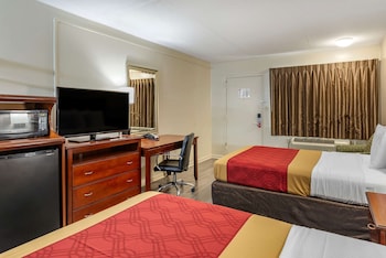Standard Double Room, 2 Double Beds, Non Smoking