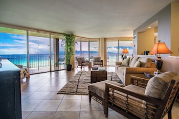 Condo, 2 Bedrooms, 2 Bathrooms, Oceanfront (Unit 1110)