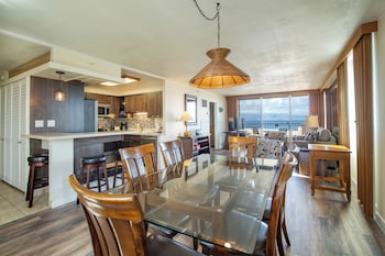 Condo, 2 Bedrooms, 2 Bathrooms, Partial Ocean View (Unit 1001)