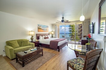 Studio, Ocean View (Unit 504)