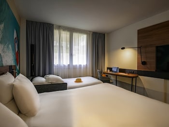 Classic Room, Multiple Beds
