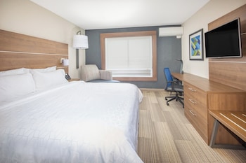 Standard Room, 1 King Bed