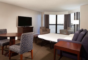 Junior Suite, 1 King Bed (Marina View)