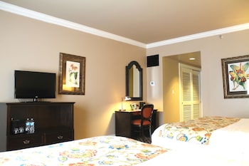 Classic Room, 2 Double Beds, Balcony