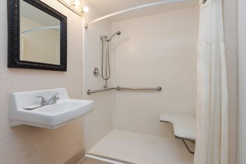Room, 2 Queen Beds, Mobility Accessible, Non Smoking (Bathtub w/ Grab Bars)