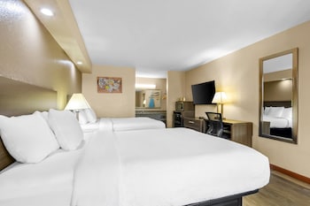 Room, 2 Queen Beds, Non Smoking