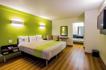 Standard Room, Multiple Beds, Non Smoking, Refrigerator & Microwave