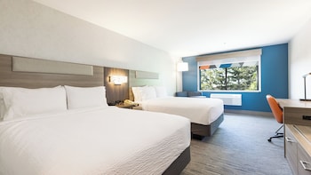 Standard Room, 2 Queen Beds (Extra Floor Space)