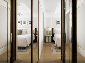 Director Suite