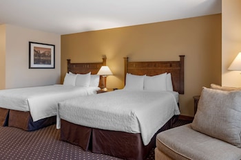 Suite, 2 Queen Beds, Non Smoking, Kitchen