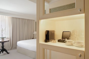 Privilege City View Room