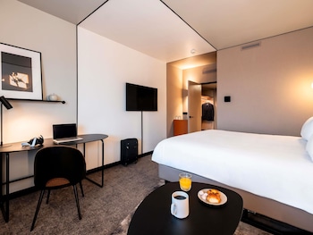 Classic Room, 1 Queen Bed