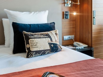 Superior Room, 2 Twin Beds, Balcony, Sea View