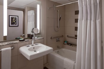 Room, 2 Double Beds, Accessible, Bathtub