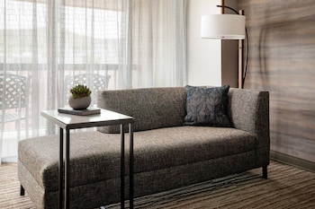 Executive Room, 1 King Bed, Balcony