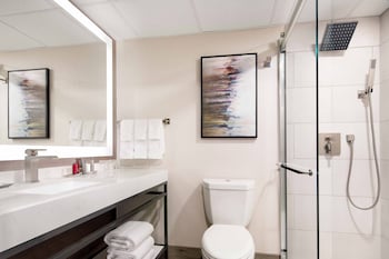 Room, 1 King Bed, Corner