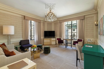 Suite, 1 Bedroom (Fifth Avenue Suite, Butler Service)