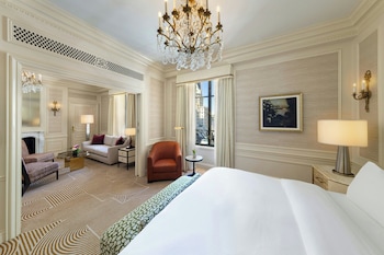 Deluxe Suite, 1 Bedroom (Butler Service Included)
