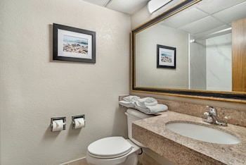 Deluxe Room, 2 Queen Beds, Non Smoking