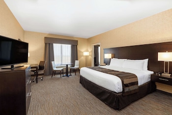 Superior Studio Suite, 1 King Bed, Non Smoking