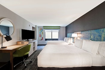 Suite, 2 Queen Beds, Accessible (Hearing)