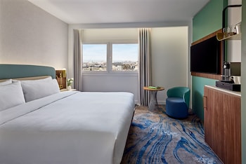 Executive Room, 1 King Bed